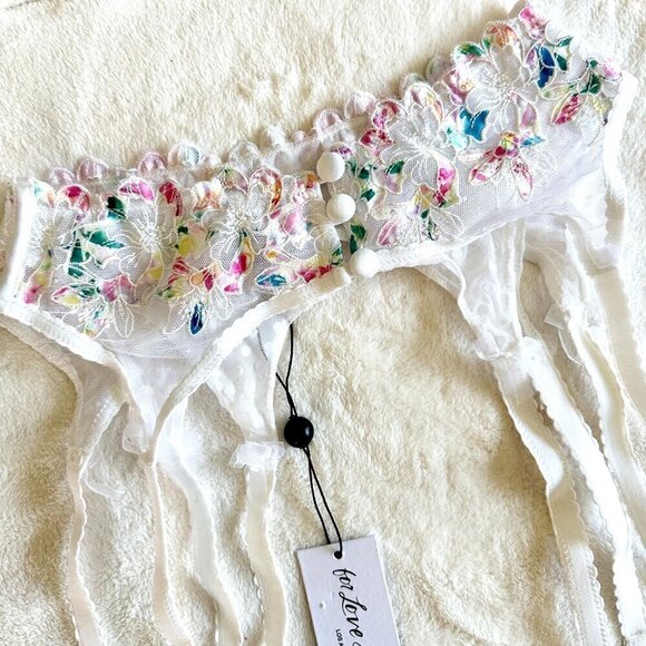NWT For Love & Lemons White with Rainbow Floral Garter Belt - Extra Small - Picture 4 of 6